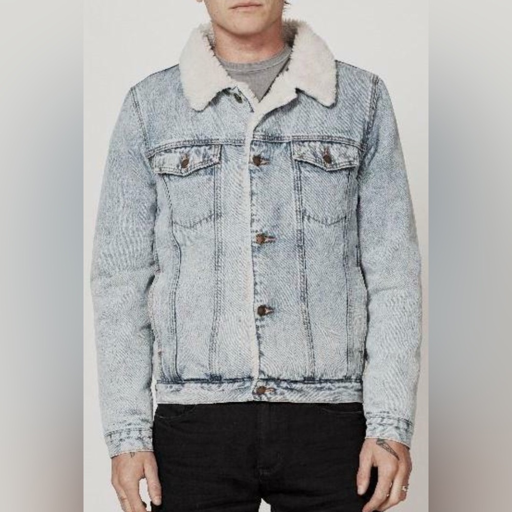 1980’s Style Stone Washed Men’s Denim Jacket with Sherpa Lining, Sz L